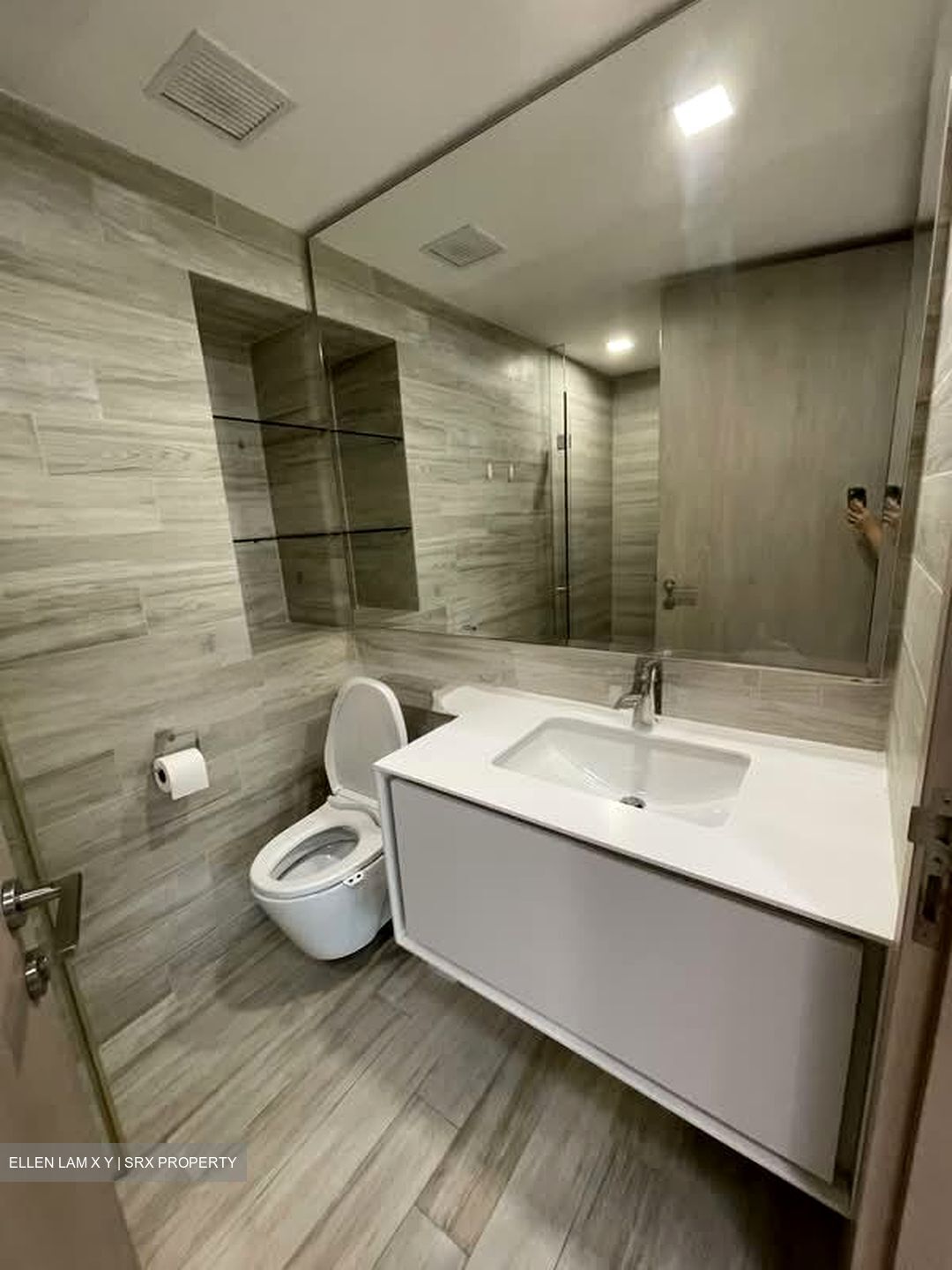 J Gateway (D22), Condominium #592228971
